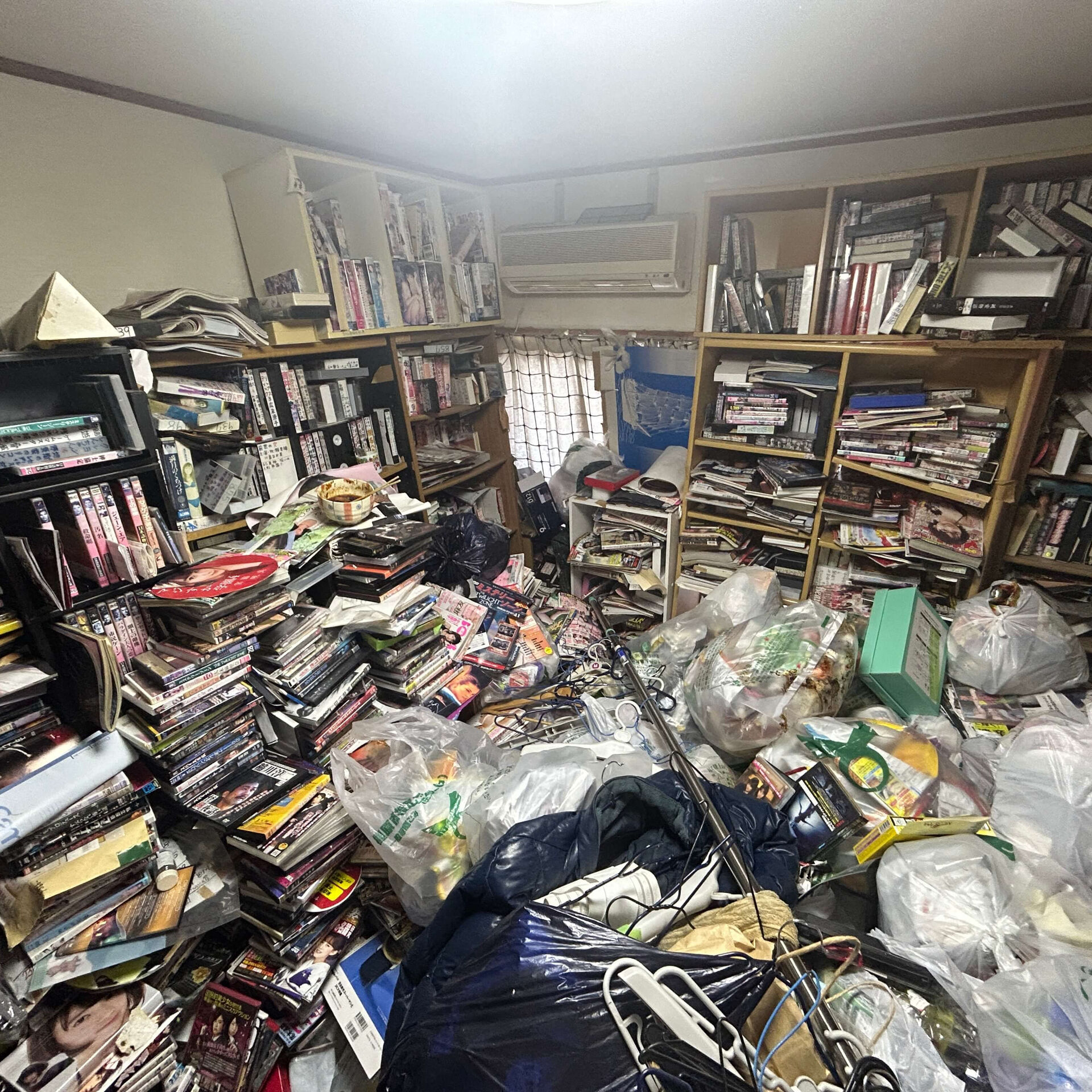 【奈良県橿原市｜施設入所に伴う残置物撤去・ごみ屋敷の片付け】