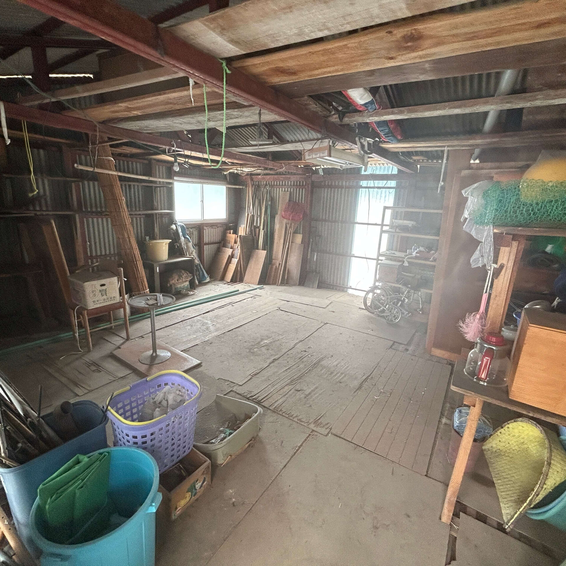 【京都府木津川市｜実家の倉庫の遺品整理】
